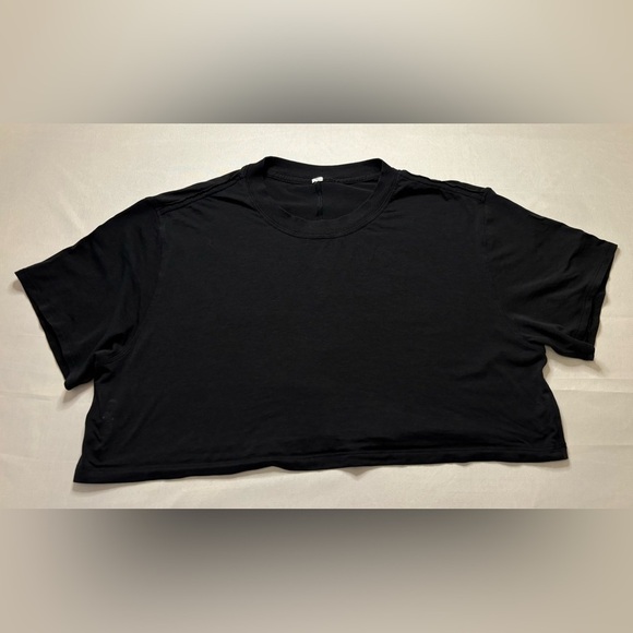 Lululemon Oversized Waist Length Tee | Black | Size 4 - Picture 4 of 8